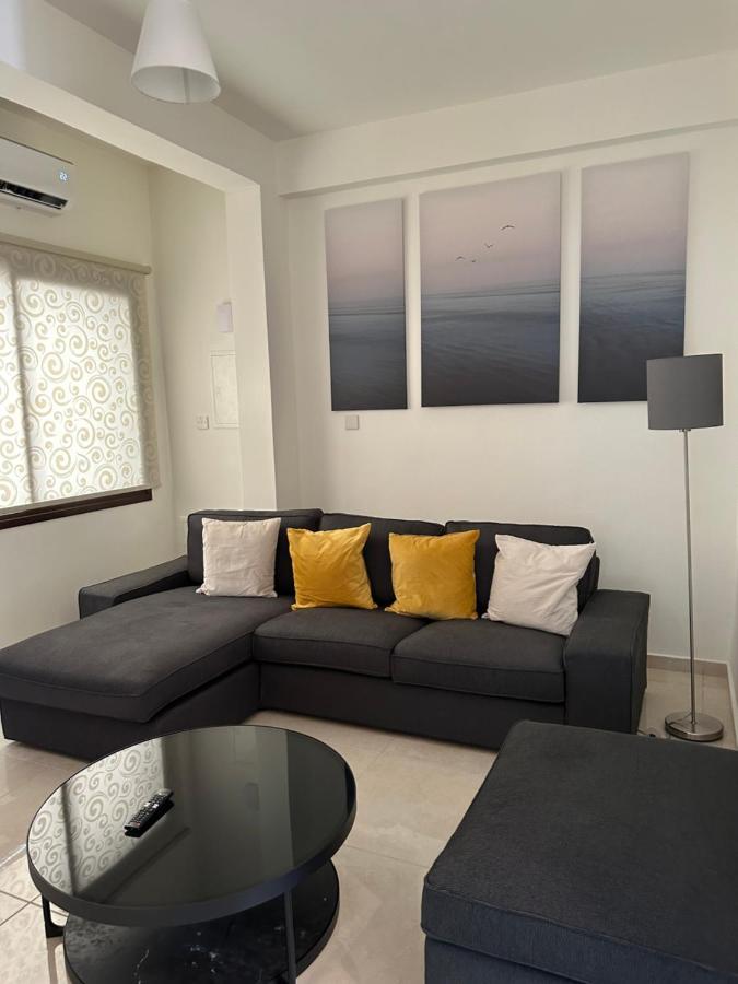 Chariandry Residence, Limassol City Centre ภายนอก รูปภาพ