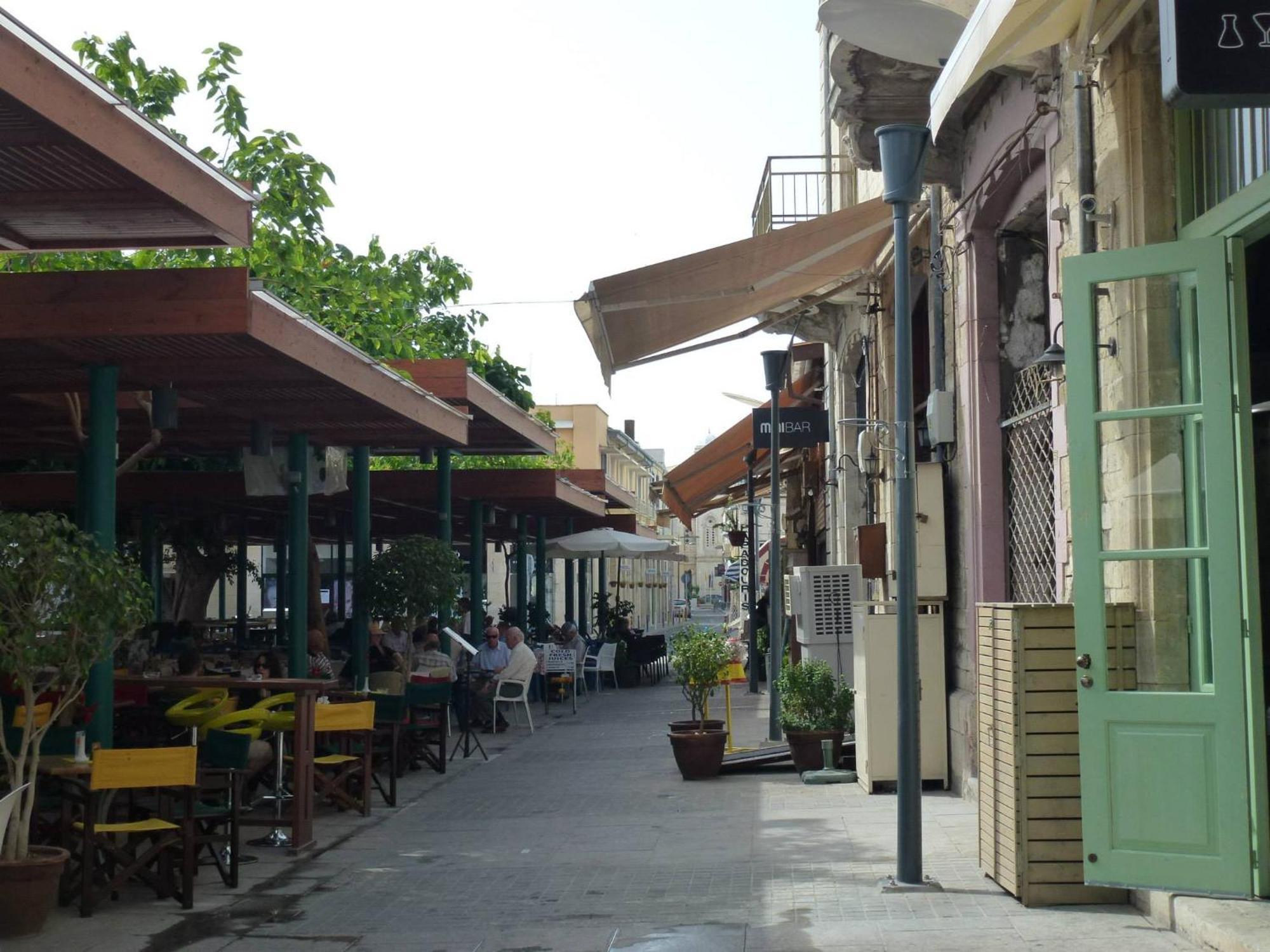 Chariandry Residence, Limassol City Centre ภายนอก รูปภาพ